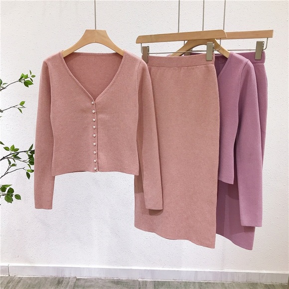 2-piece pink sweater set, long sleeve sweater top + midi sweater skirt - Picture 2 of 11